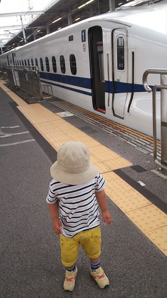 新幹線　広島駅