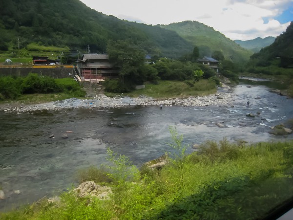 錦川清流線 車窓